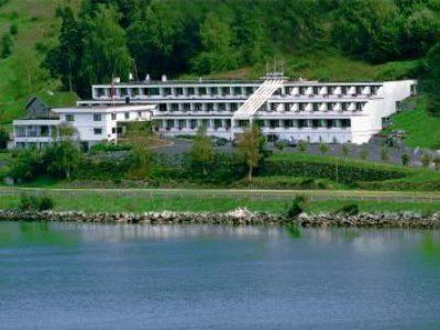 Olden Fjordhotel מראה חיצוני תמונה